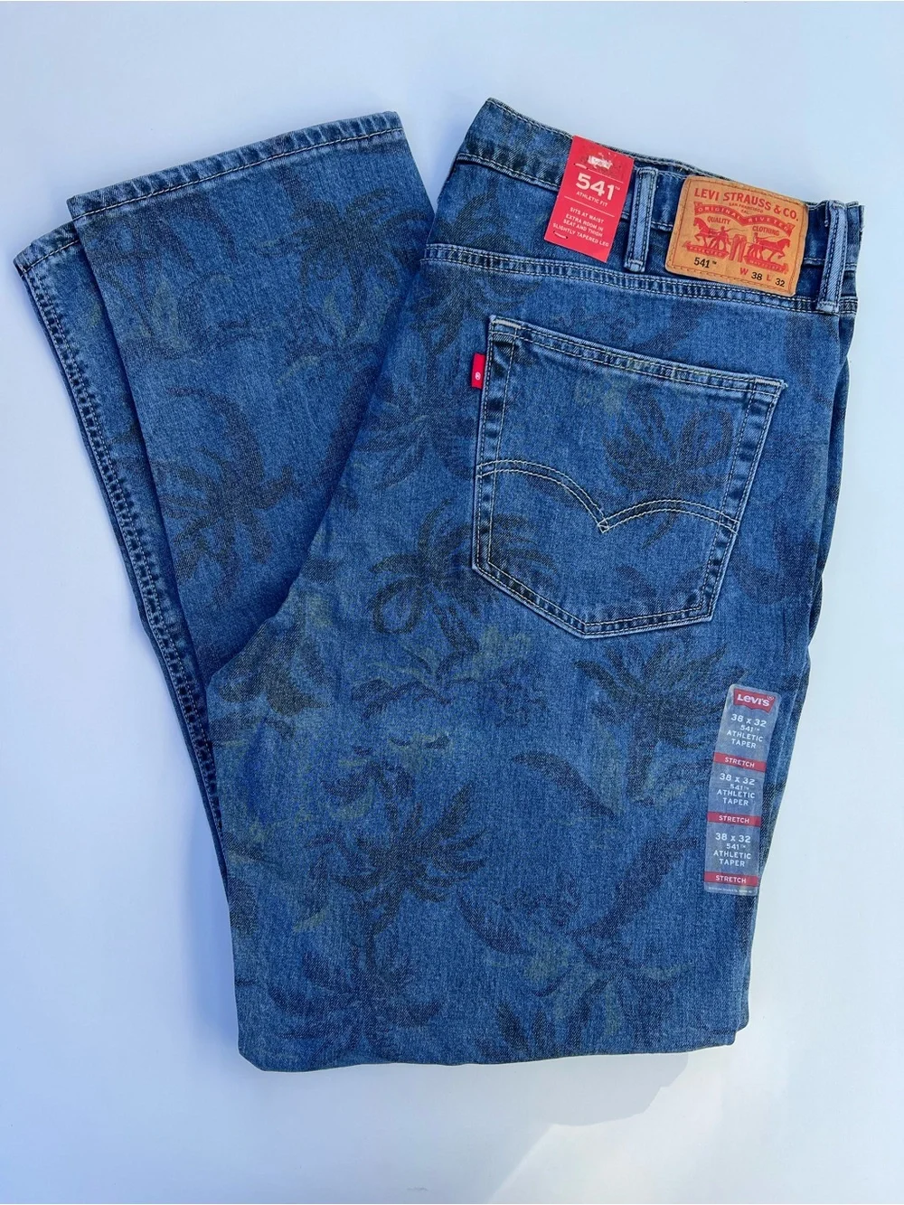 38x32 Levi's 541 Athletic Fit Jeans in Dark Blue with palm tree print